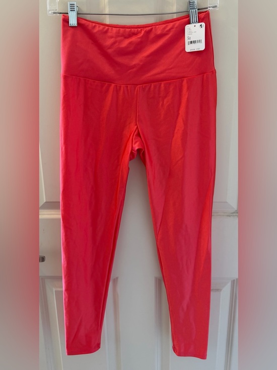 FP Movement by Free People Pants - NWT Free People Movement Goldsheep High Shine Leggings in Pink, Size Medium
